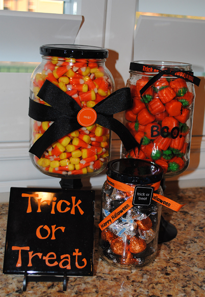 Creepy Halloween Candy Jars Kitchen Ideas