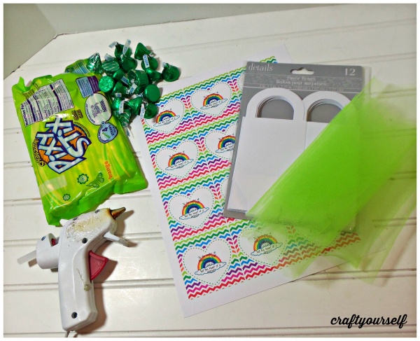 St patricks treat box supplies